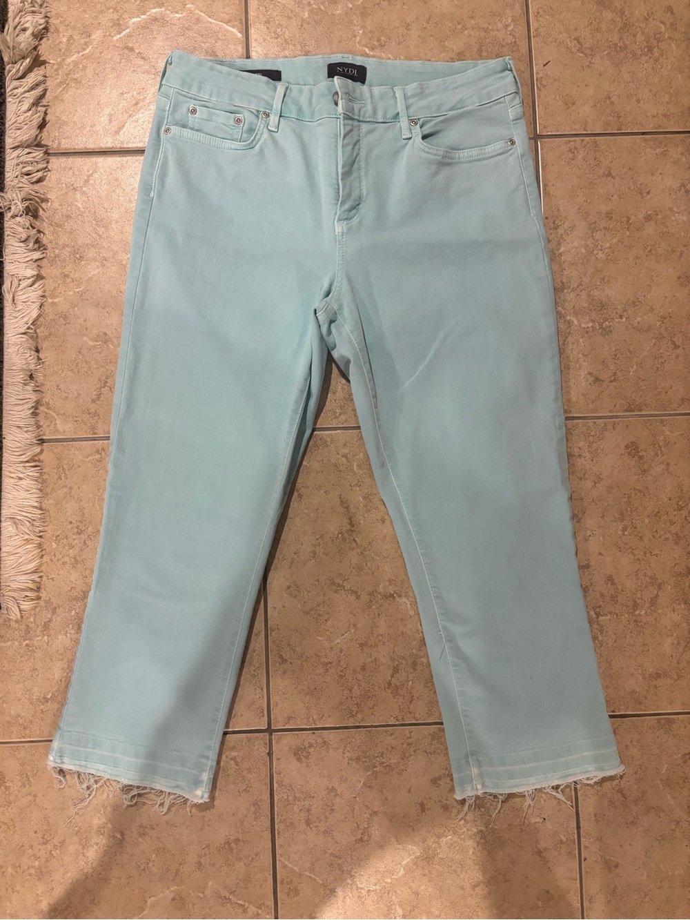 NYDJ Lift Tuck Capri Pants in Aqua Blue